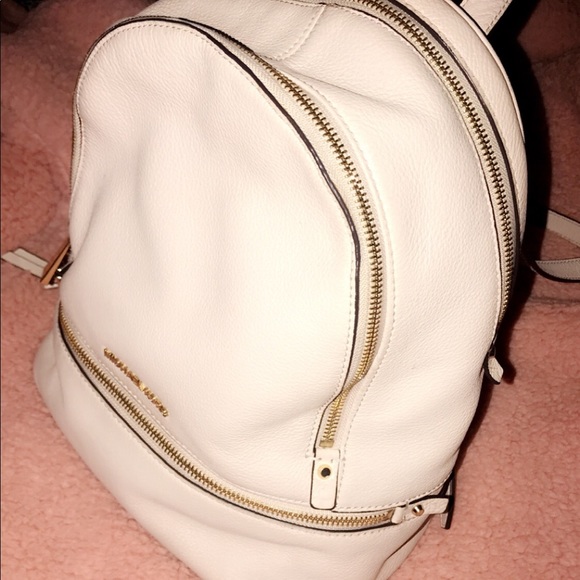 Michael Kors backpack - Picture 6 of 8